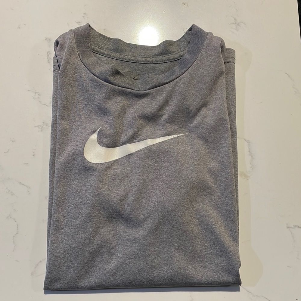 Short sleeve Nike